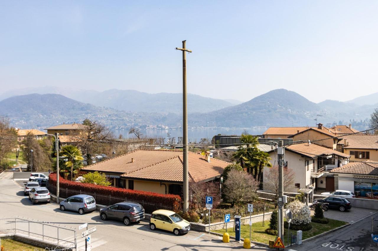 Pella - Lago D'Orta Suite Sole - Vista Lago☆☆☆☆☆ المظهر الخارجي الصورة